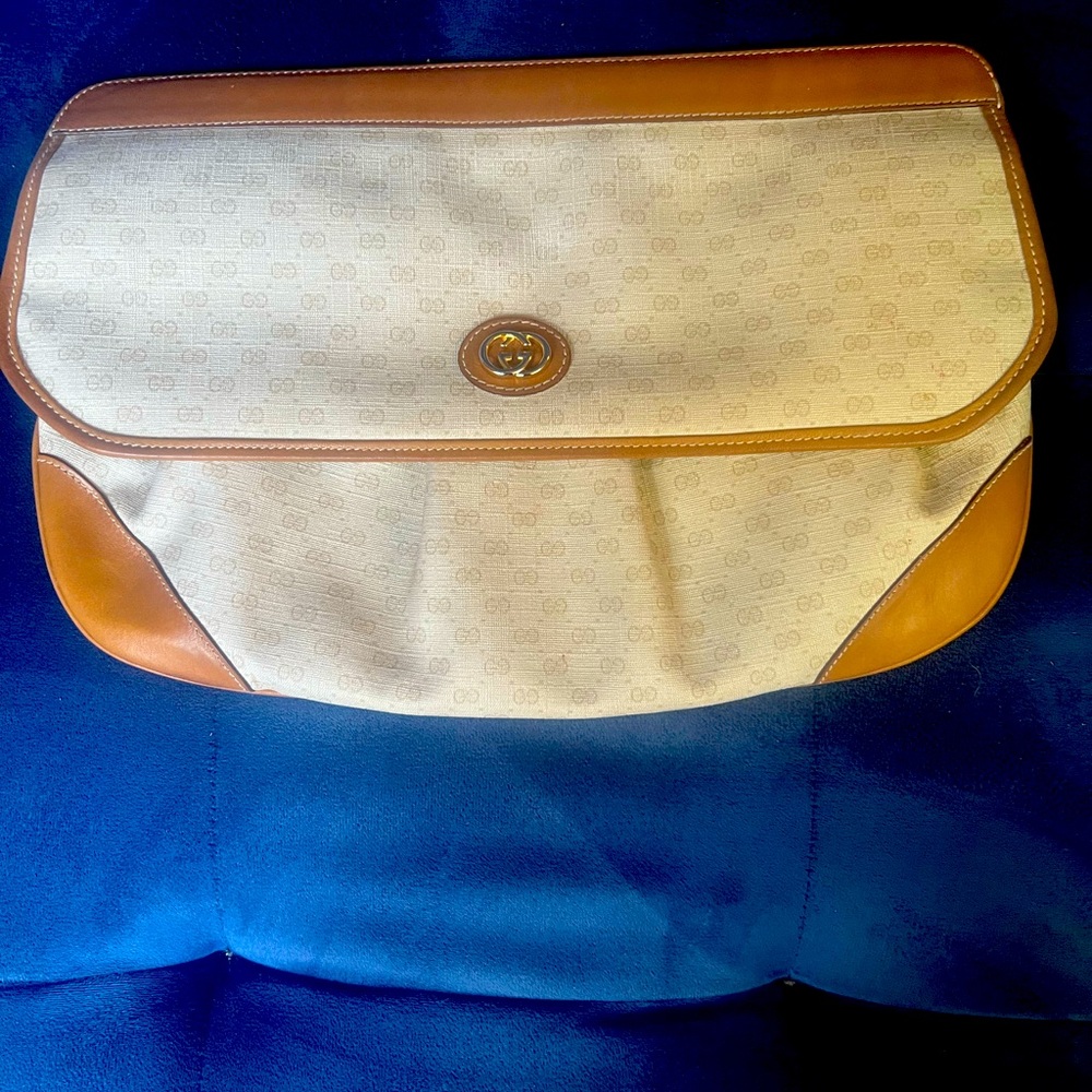 Gucci Jumbo Clutch Vintage GG